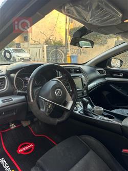 نيسان ماكسيما